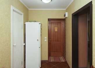 Аренда однокомнатной квартиры, 33 м2, Омск, улица Карбышева, 38