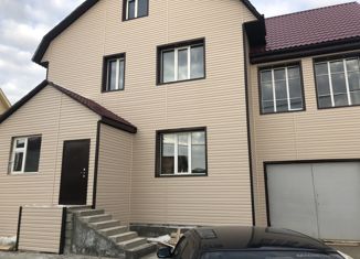 Продаю дом, 215 м2, Радужный, 10-й микрорайон, 63