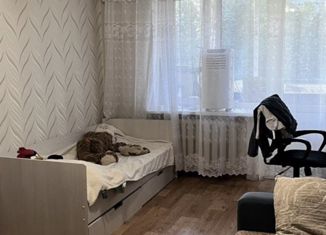 Продается 1-комнатная квартира, 32 м2, Тольятти, улица Мурысева, 102, Комсомольский район