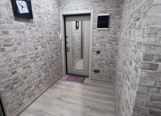 Продам 2-комнатную квартиру, 60 м2, Уссурийск, улица Александра Францева, 9