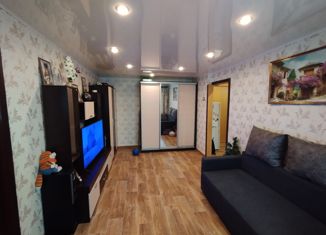 Продажа 2-ком. квартиры, 44.5 м2, Кольчугино, улица Ленина, 3