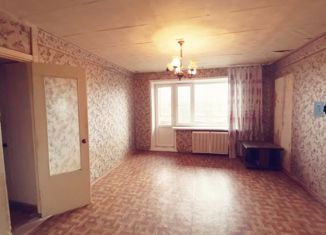 Продается 3-комнатная квартира, 66.8 м2, поселок Козьмодемьянск, Центральная улица, 20