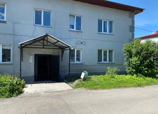 Продается 2-комнатная квартира, 39.2 м2, Горно-Алтайск, Коммунистический проспект, 133