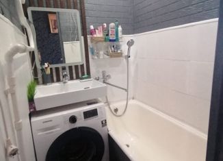 Продажа 2-комнатной квартиры, 46.4 м2, поселок городского типа Джалиль, улица 30 лет Победы, 9