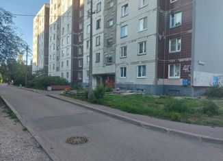 Продажа 3-ком. квартиры, 72.3 м2, Луга, проспект Володарского, 40