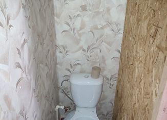 Продаю четырехкомнатную квартиру, 42.2 м2, посёлок Матвеев Курган, Железнодорожная улица, 41