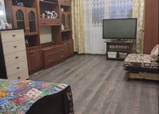 Продам 3-комнатную квартиру, 64.7 м2, Валдай, Комсомольский проспект, 51