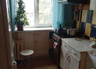 Продаю 3-комнатную квартиру, 63 м2, Челябинск, улица Героев Танкограда, 57, Тракторозаводский район