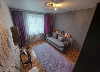 Продажа 2-комнатной квартиры, 55.3 м2, поселок городского типа Балакирево, Юго-Западный квартал, 11