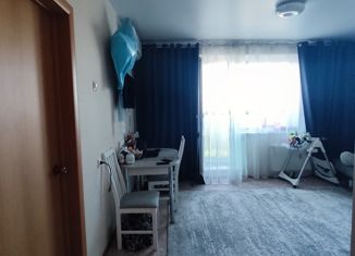 Продажа двухкомнатной квартиры, 40.4 м2, микрорайон Вишнёвая Горка, Изумрудная улица, 4