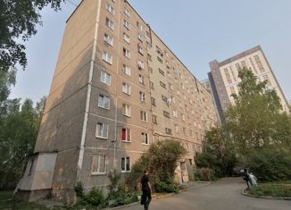 Продам комнату, 80 м2, Екатеринбург, улица Старых Большевиков, 5, улица Старых Большевиков