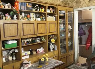 Продается 3-комнатная квартира, 58.2 м2, Каменск-Шахтинский, улица Ворошилова, 157