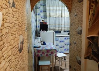 Продажа 2-комнатной квартиры, 43.4 м2, Белово, улица Юности, 8