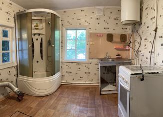 Продаю 1-ком. квартиру, 35.2 м2, поселок Прохладный, Коммунистическая улица, 35