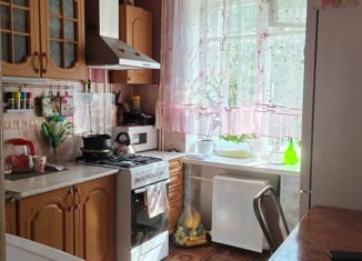 Продаю 2-ком. квартиру, 58.8 м2, Кирово-Чепецк, Первомайский переулок, 14