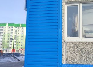 Продажа 3-ком. квартиры, 59.5 м2, Нижневартовск, Ханты-Мансийская улица, 25