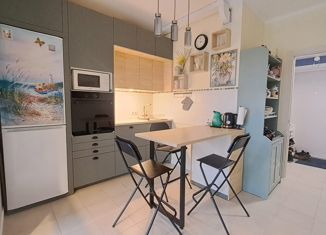 Продаю двухкомнатную квартиру, 60 м2, Москва, улица Плеханова, 18, улица Плеханова