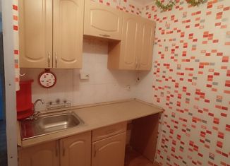 Продаю 1-ком. квартиру, 24 м2, Сарапул, улица Учхоз, 13