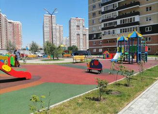 Продается двухкомнатная квартира, 56.6 м2, Краснодар, проспект имени писателя Знаменского, 9к4, ЖК 7 Вершин