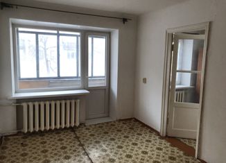 Продаю двухкомнатную квартиру, 39.7 м2, Магнитогорск, улица Писарева, 28