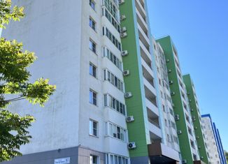 Продается 2-комнатная квартира, 60 м2, Краснодарский край, Тепличная улица, 83/2