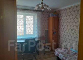 Продажа четырехкомнатной квартиры, 63.5 м2, Находка, Ленинградская улица, 4