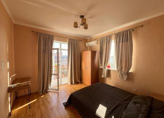 Продажа 2-ком. квартиры, 54.4 м2, Геленджик, Прасковеевская улица, 35