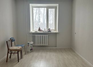 Продам 2-ком. квартиру, 53.9 м2, Бирск, улица Гагарина, 90