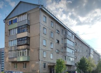 Продается 2-комнатная квартира, 49 м2, Алтайский край, проспект Ленина, 70