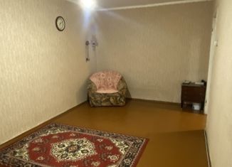 Продается однокомнатная квартира, 30 м2, Копейск, улица Петра Томилова, 1