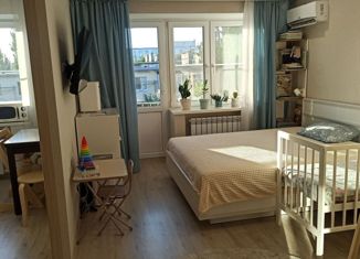 Продаю однокомнатную квартиру, 30.9 м2, Волгоград, проспект имени В.И. Ленина, 173, Тракторозаводский район