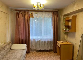 Продается двухкомнатная квартира, 43 м2, село Белогорье, Заводская улица, 2