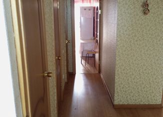 Продажа трехкомнатной квартиры, 62 м2, Красноуфимск, улица 8 Марта, 51