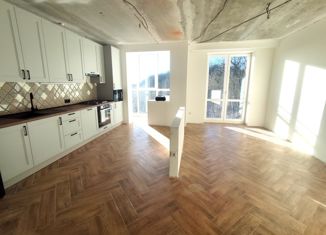 Продаю 4-комнатную квартиру, 70 м2, Гурьевск, Рижский бульвар, 5