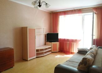 Продам 2-ком. квартиру, 53.8 м2, Ставропольский край, улица Мира, 117