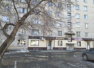 Продается 1-комнатная квартира, 14 м2, Курган, улица Тельмана, 12, Западный район