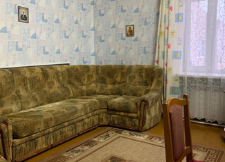 Двухкомнатная квартира на продажу, 49.5 м2, Белозерск, улица 50 лет ВЛКСМ, 94