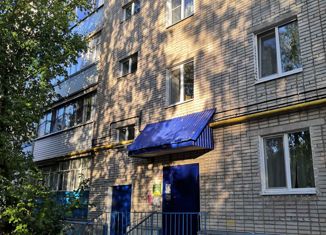 Продаю 4-комнатную квартиру, 76.6 м2, Лениногорск, улица Гагарина, 16
