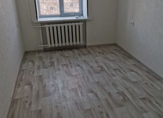 Продаю 3-ком. квартиру, 60 м2, Касли, Советская улица, 31