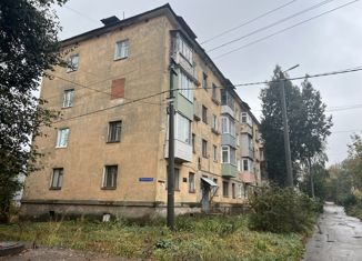 Продается 1-комнатная квартира, 30.4 м2, рабочий поселок Первомайский, Интернациональная улица, 8