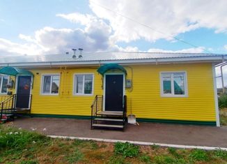 Продаю 2-ком. квартиру, 42.2 м2, село Старобалтачево, улица Гагарина, 7