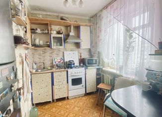 Продаю трехкомнатную квартиру, 50 м2, Вологодская область, улица Дзержинского, 41