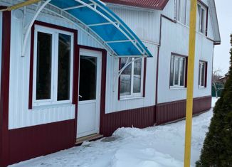 Продам дом, 180 м2, село Сабуровка