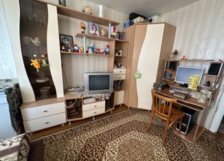 Продажа 3-комнатной квартиры, 54 м2, Волжский, улица Пушкина, 84