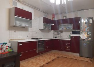 Продажа двухкомнатной квартиры, 87.5 м2, Самара, улица Победы, 4Б, метро Советская