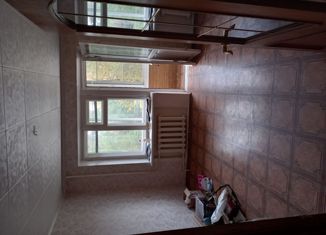 Продаю четырехкомнатную квартиру, 62 м2, Сафоново, Советская улица, 2