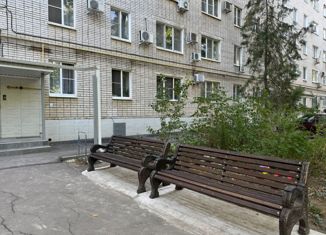 Продам 2-ком. квартиру, 45 м2, Краснодар, улица Яна Полуяна, 18