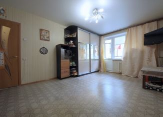 Продажа 1-ком. квартиры, 40 м2, Саратов, улица имени Братьев Никитиных, 8к2