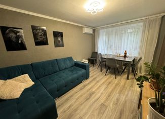 Продаю двухкомнатную квартиру, 56.5 м2, Ставрополь, улица Ленина, 112, микрорайон № 7