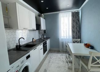 Продажа 2-комнатной квартиры, 56 м2, Троицк, Инженерная улица, 152